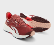 Sports shoes
