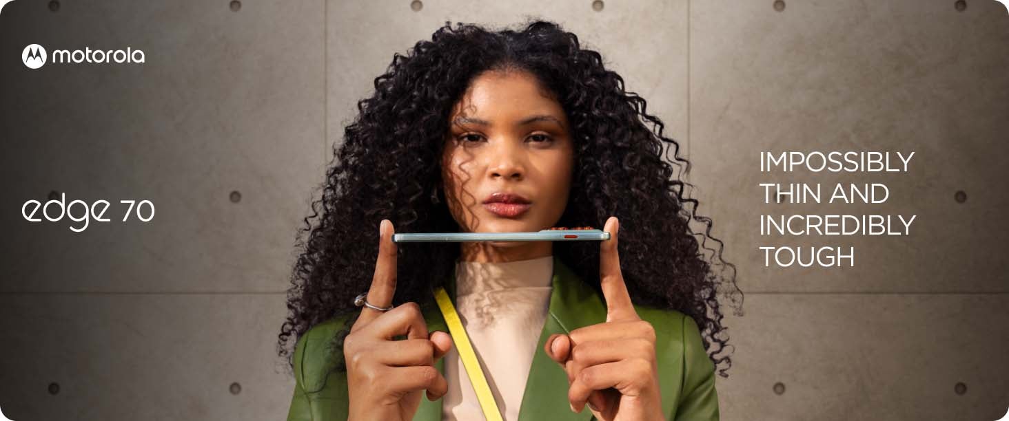 Motorola Edge 70 5G Dual SIM 512GB, 12GB RAM Phone (Global Version) + Free Moto Watch Fit 1
