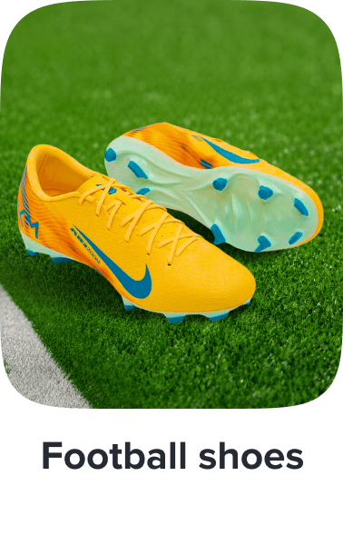 /fashion-football-shoes/