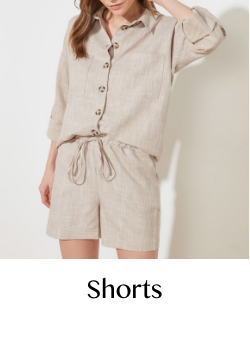 /fashion/women-31229/clothing-16021/shorts-18826/trendyol?sort[by]=popularity&sort[dir]=desc&limit=50