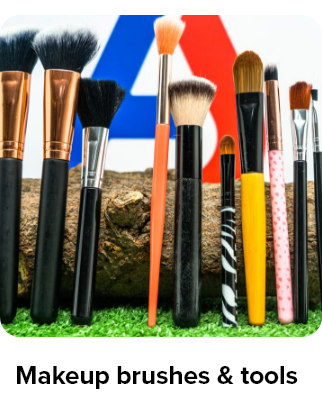 /beauty/makeup-16142/makeup-brushes-and-tools?sort[by]=popularity&sort[dir]=desc&limit=50