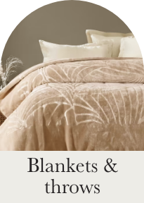 /home-and-kitchen/bedding-16171/blankets-and-throws/eg-bath&bedding/?sort[by]=popularity&sort[dir]=desc&limit=50