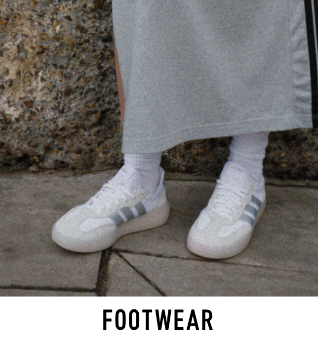 /fashion/women-31229/shoes-16238/eg-adidas-24/?sort[by]=popularity&sort[dir]=desc&limit=50