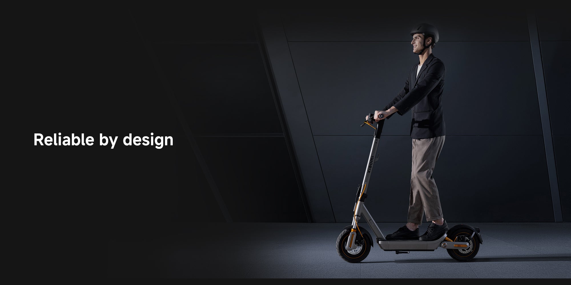 Xiaomi Electric Scooter 6 Max GL, 70km Long Range, 1100W Peak Power, 12-Inch Tubeless Tires, Front & Rear suspension, Dual Disc Brakes, Apple Find My, Foldable Scooter for Adults, Road Legal 7