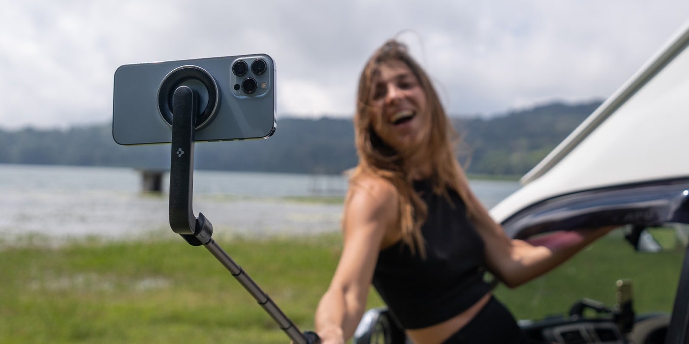 /~spigen/spigen?q=spigen selfie stick