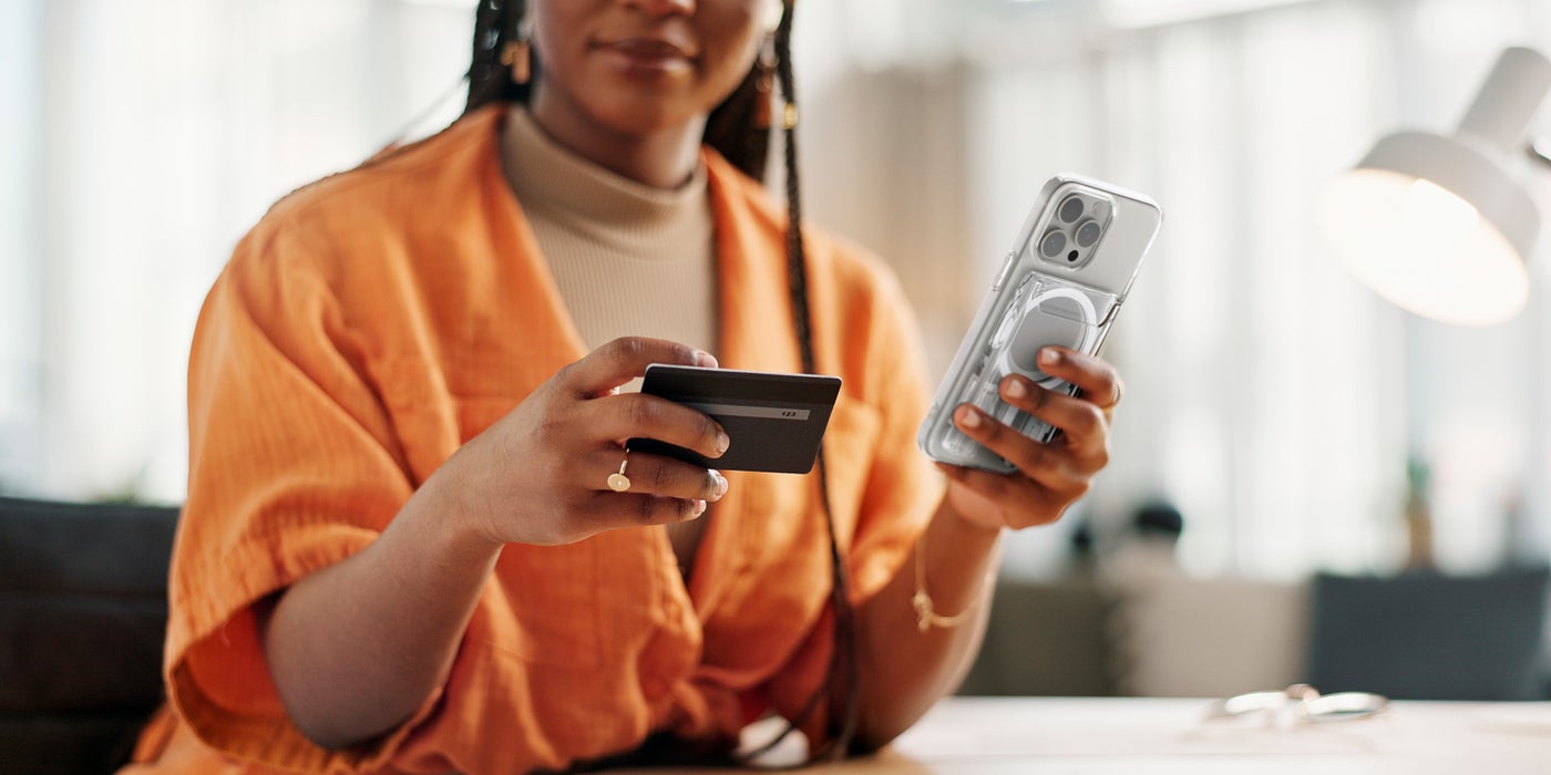 /~spigen/spigen?f[partner][]=p_775&q=spigen magfit wallet card