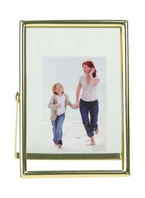 Tabletop Photo Frames With Outer Frame Gold Outer frame size--L20.8xH25.8 cm Photo size--8x10 inch 